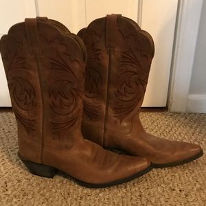 Ariat Cowgirl Boots